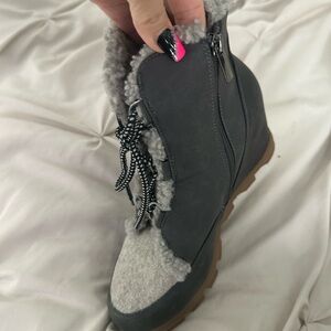 Maurices Dark Gray and Light Gray Winter Boots